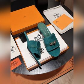 Hermes 2025 новая модель, классические тапочки с застежкой Kelly,