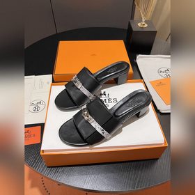 Hermes 2025 новая модель, классические тапочки с застежкой Kelly,