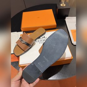 Hermes 2025 новая модель, классические тапочки с застежкой Kelly,