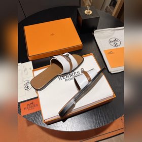 Hermes 2025 новая модель, классические тапочки с застежкой Kelly,