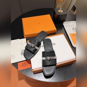 Hermes 2025 новая модель, классические тапочки с застежкой Kelly,