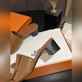 Hermes 2025 новая модель, классические тапочки с застежкой Kelly,