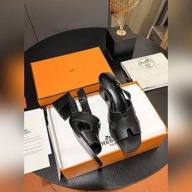 Весна-лето 2025 Hermes Сандалии на толстом каблуке Модная и униве