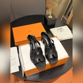 Весна-лето 2025 Hermes Сандалии на толстом каблуке Модная и униве