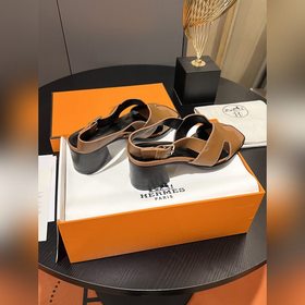 Весна-лето 2025 Hermes Сандалии на толстом каблуке Модная и униве
