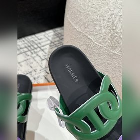 Версия высшего качества HERMES 24/ Новые сандалии Pig Nose Санда