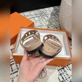 Версия высшего качества HERMES 24/ Новые сандалии Pig Nose Санда