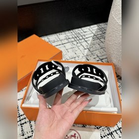Версия высшего качества HERMES 24/ Новые сандалии Pig Nose Санда