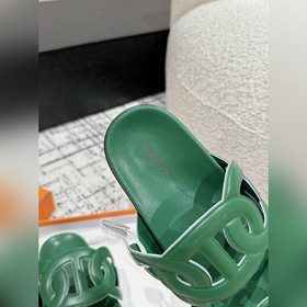 Версия высшего качества HERMES 24/ Новые сандалии Pig Nose Санда