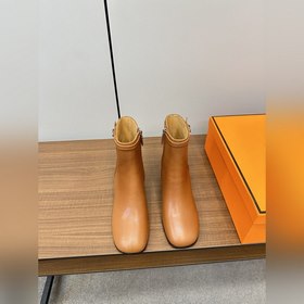 Hermes H Новая модель Hermes с круглым носком, высоким каблуком и