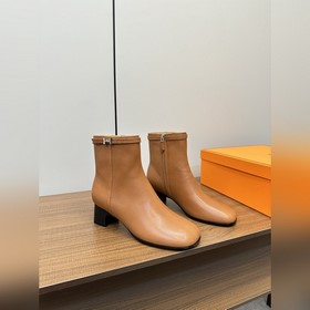 Hermes H Новая модель Hermes с круглым носком, высоким каблуком и