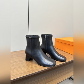 Hermes H Новая модель Hermes с круглым носком, высоким каблуком и