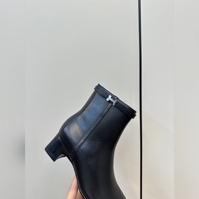 Hermes H Новая модель Hermes с круглым носком, высоким каблуком и