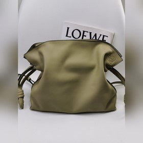 Оригинальная кожа, глинисто-зеленая 2020 Loewe обновленная версия