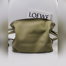 Оригинальная кожа, глинисто-зеленая 2020 Loewe обновленная версия