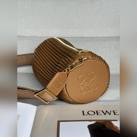 Оригинальная кожа loewe 2025 осень-зима Большая сумка-браслет из 