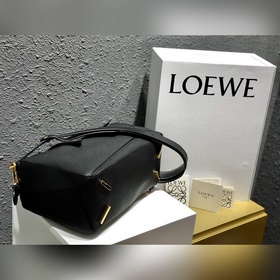 Оригинальная кожа Loewe Puzzle, средний размер, черный цвет, текс