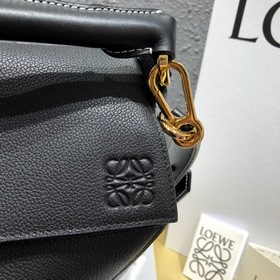 Оригинальная кожа Loewe Puzzle, средний размер, черный цвет, текс