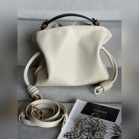 Оригинальная кожа Loewe мини, белый Flamenco, также известная как