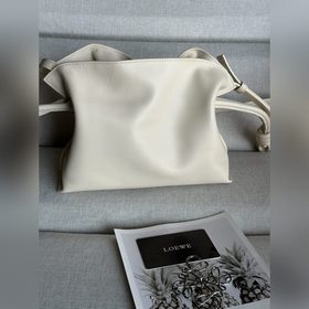 Оригинальная кожа Loewe мини, белый Flamenco, также известная как