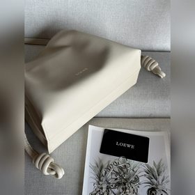 Оригинальная кожа Loewe мини, белый Flamenco, также известная как