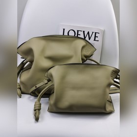 Оригинальная кожа 11046s Глиновая зеленая Loewe mini Flamenco,