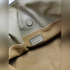 Оригинальная кожа 11046s Глиновая зеленая Loewe mini Flamenco, 