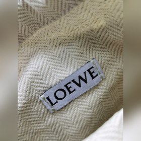 Оригинальный кожаный чехол для мобильного телефона Loewe. Произво