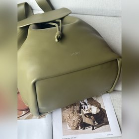 Оригинальная кожа, модель 713 Мягкая кожа с блестящей поверхност