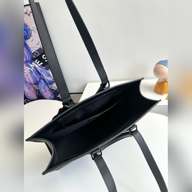 «Динамический чип» зарубежный оригинал M24786, эксклюзивные фотог