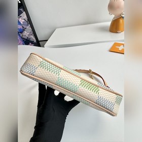 «В комплекте с полной упаковкой для витрины» Оригинальный зарубеж