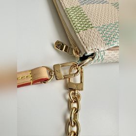 «В комплекте с полной упаковкой для витрины» Оригинальный зарубеж
