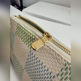 «В комплекте с полной упаковкой для витрины» Оригинальный зарубеж