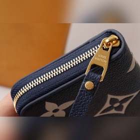M83606 Шелкография. Мягкая кожа Monogram Unplant дополнена переос