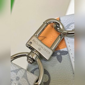 [Снято за пределами Хайюаня, в отдельном доме] M46678 Пятнистые г