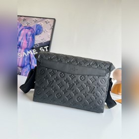 «В комплекте с полной упаковкой для витрины» Оригинальный зарубеж