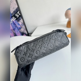 «В комплекте с полной упаковкой для витрины» Оригинальный зарубеж