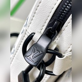 [Снято за пределами Хайюаня, в частном доме] M24754 серый M24753