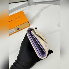Зарубежный оригинал M82925 в эксклюзивном цвете «лиловый»! Этот к