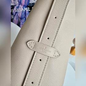 Зарубежный оригинал M25022, эксклюзивная фотография! Эта сумка Lo