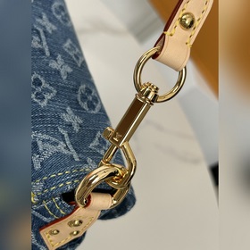«В комплекте с полной упаковкой для витрины» Оригинальный зарубеж
