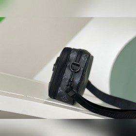 [Снято за пределами Хайюаня, в отдельном доме] M46955 Черный Цвет