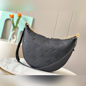 Высококачественная кожа, 46725. Сумка Loo Hobo изготовлена из мяг
