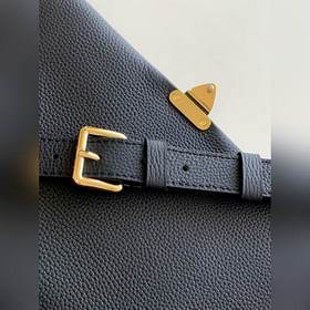 Высококачественный материал, эксклюзивные фотографии, верхний сло