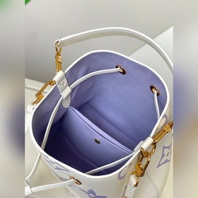 [Снято за пределами Хайюаня, отдельный дом] M24048 бело-фиолетовы