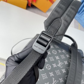 Зарубежный оригинал M46683, эксклюзивная фотография! Рюкзак Monts