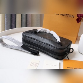 Сумка Pochette Volga M44482 Черный с цветочным узором Элегантная