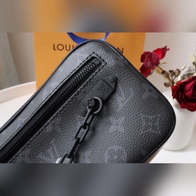Сумка Pochette Volga M44482 Черный с цветочным узором Элегантная 