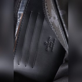Сумка Pochette Volga M44482 Черный с цветочным узором Элегантная 