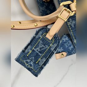 «В комплекте с полной упаковкой для витрины» Оригинальный зарубеж